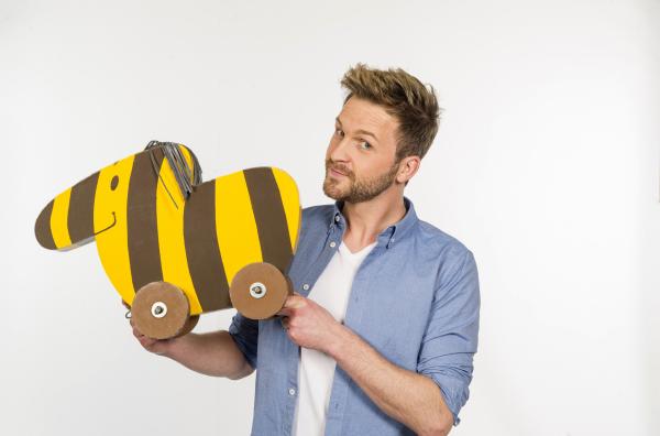 Bild 1 von 12: Tigerenten Club Moderator Johannes Zenglein© SWR/Christian Koch - Honorarfreie Verwendung gemäß AGB im engen redaktionellem Zusammenhang mit genannter Sendung bei Nennung \