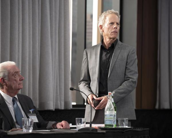 Bild 1 von 14: Dr. Tom Koracick (Greg Germann)