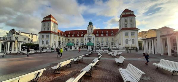 Bild 1 von 12: .