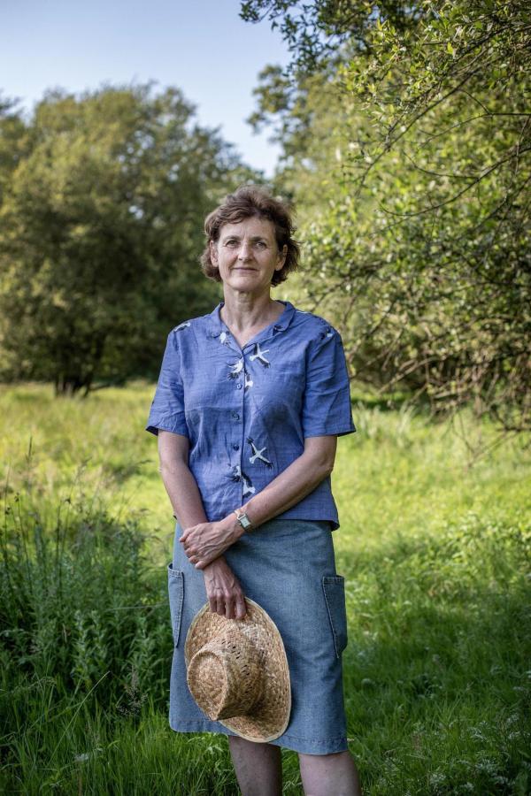 Bild 1 von 6: Im Bild: Isabella Tree, Autorin von \