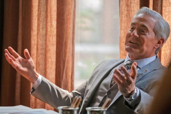 Bild 1 von 4: Ronald Horan (Kyle MacLachlan)