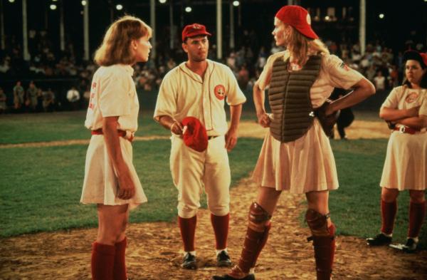 Bild 1 von 6: (v.l.n.r.) Kit Keller (Lori Petty); Jimmy Dugan (Tom Hanks); Dottie Hinson (Geena Davis)