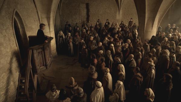 Bild 1 von 3: In Prag findet Kirchenkritiker Jan Hus viele Anhänger. Sie sind begeistert von seinen radikalen Ideen und seinen Vorschlägen zur Erneuerung der Kirche.