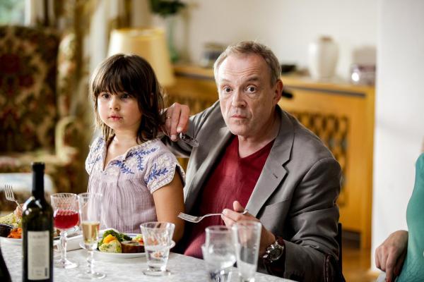 Bild 1 von 37: Im Bild: Miriam Schwarz (Paula), Josef Hader (Hubert).