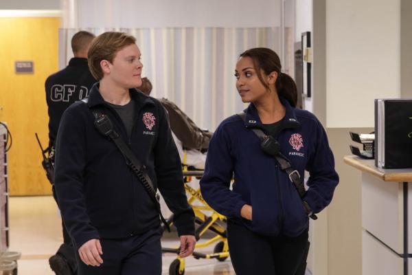 Bild 1 von 6: (l-r) Alex Weisman as Chout, Monica Raymund as Gabriela Dawson -- (Photo by: Elizabeth Morris/NBC)