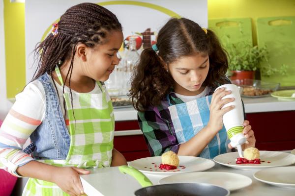 Bild 1 von 12: Im Bild: Estelle und Joanna.