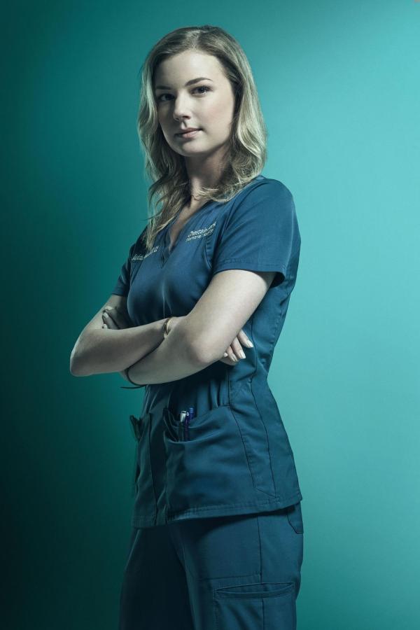 Bild 1 von 17: (2. Staffel) - Nicolette Nevin (Emily VanCamp)