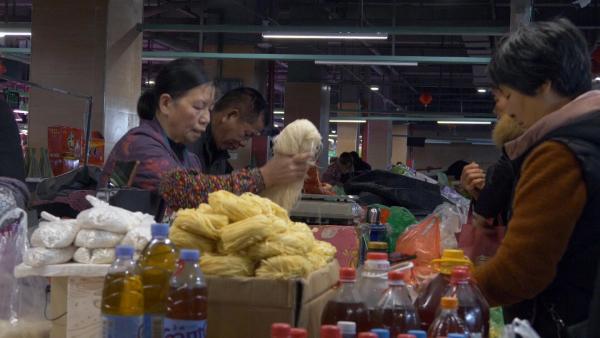 Bild 1 von 7: Im Bild: Lebensmittelmarkt in China.