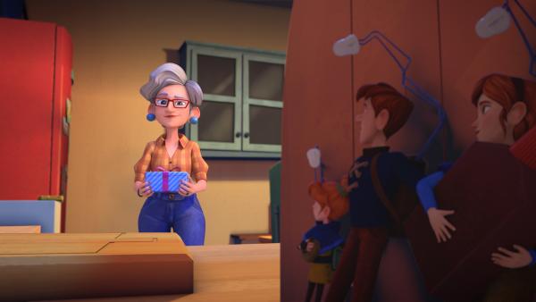 Bild 1 von 5: Arrietty und ihren Eltern beobachten, wo Marie das Geschenk für Tom versteckt.© SWR/ELLIPSANIME PRODUCTIONS/BELVISION/DARGAUD MEDIA/RTBF - Honorarfreie Verwendung gemäß der AGB im engen inhaltlichen, redaktionellen Zusammenhang mit genannter SWR-Sendung und bei Nennung \