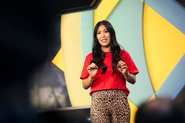 Bild 1 von 10: Dr. Mai Thi Nguyen-Kim wirft bei \