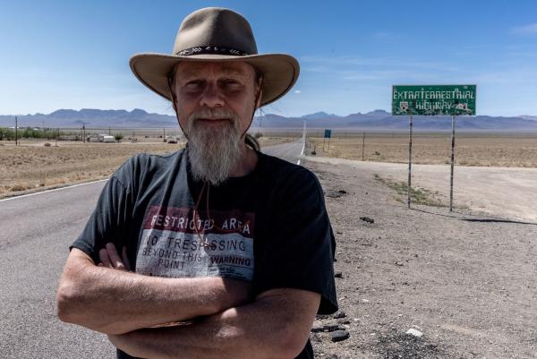 Bild 1 von 15: Jörg Arnu beobachtet seit über 20 Jahren die Area 51.