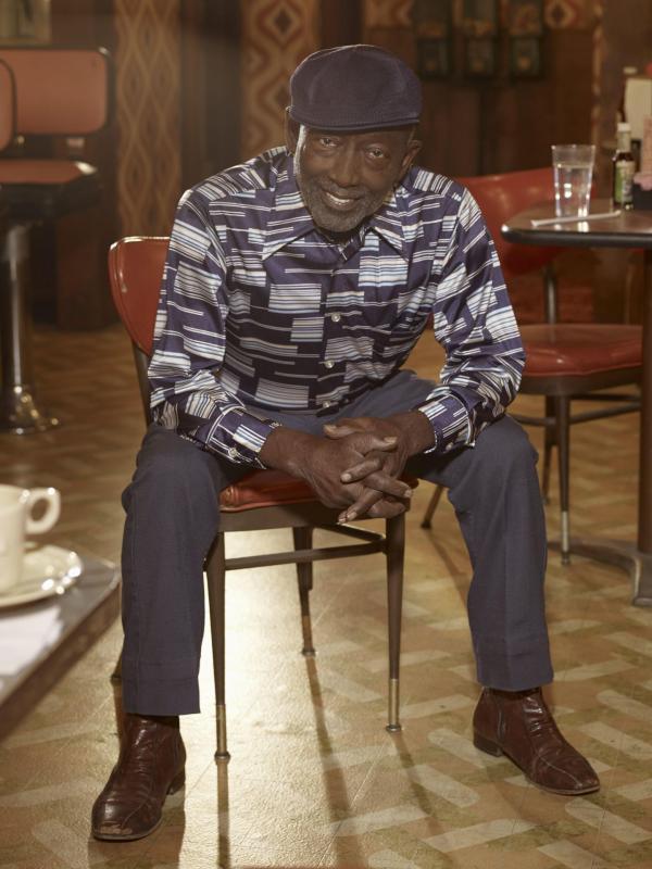 Bild 1 von 24: (5. Staffel) - Was wäre das Diner bloß ohne Earl (Garrett Morris)?