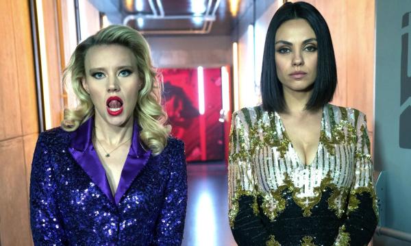 Bild 1 von 9: Morgan (Kate McKinnon, l.); Audrey (Mila Kunis, r.)