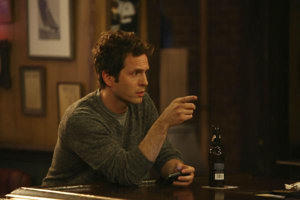 Bild 1 von 8: Dennis Reynolds (Glenn Howerton)