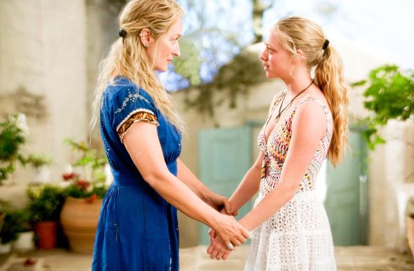 Bild 1 von 20: Im Bild: Meryl Streep (Donna), Amanda Seyfried (Sophie).