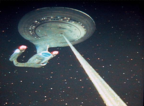 Bild 1 von 2: Star Trek The Next Generation Gallery, Raumschiff Enterprise Das nächste Jahrhundert  USS Enterprise