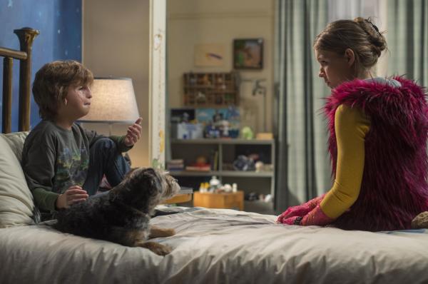 Bild 1 von 8: Auggie (Jacob Tremblay, l.); Via (Izabela Vidovic, r.)