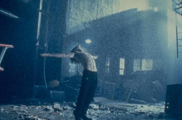 Bild 1 von 13: Eric Draven / The Crow (Brandon Lee)