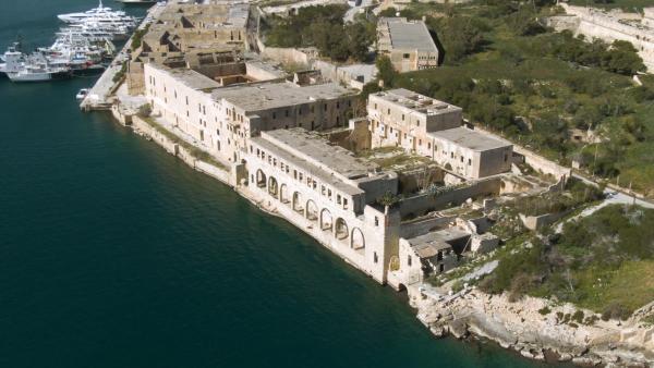 Bild 1 von 2: Besucher, die aus anderen Mittelmeerländern in Malta anreisten, saßen hier einst ihre Quarantäne ab, um die Ausbreitung ansteckender Krankheiten zu verhindern.