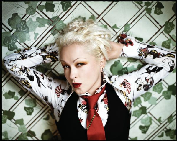 Bild 1 von 2: Cyndi Lauper
