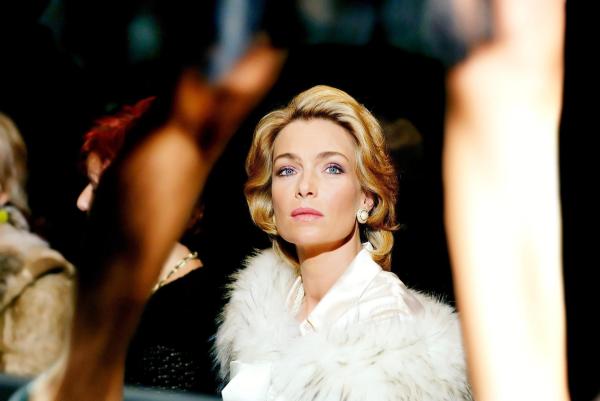 Bild 1 von 1: Im Bild: Aglaia Szyszkowitz (Regina Steinberg).