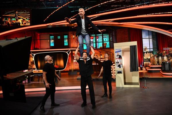 Bild 1 von 4: Sebastian Pufpaff (oben); René Casselly (unten)