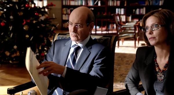 Bild 1 von 15: Können Lothar Hagebölling (René Schoenenberger, l.) und Petra Diroll (Valerie Niehaus, r.) die Journalisten zufriedenstellen?