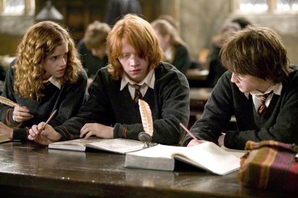 Bild 1 von 9: Emma Watson, Rupert Grint, Daniel Radcliffe