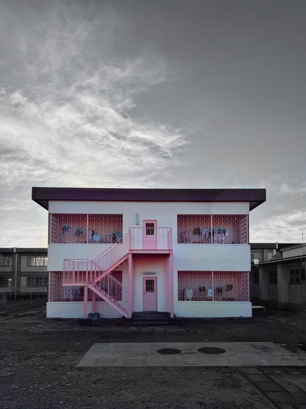 Bild 1 von 6: Albtraum in Rosa: In diesem Gebäude sitzen Frauen ihre Strafe ab.