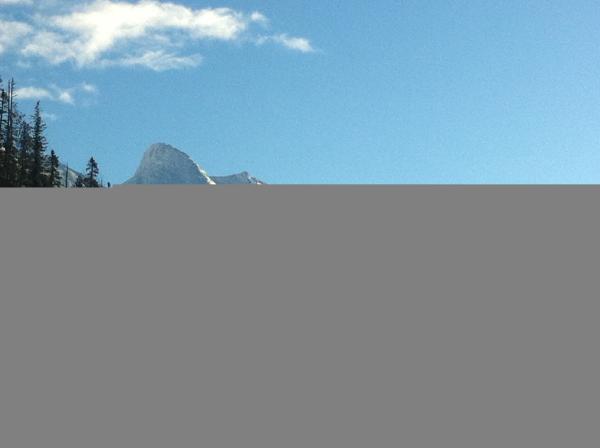 Bild 1 von 10: Der Coquihalla Highway in Kanada gehört zu den gefährlichsten Schnellstraßen der Welt. Raues Wetter und Steinschläge machen sie selbst für erfahrene Trucker zur Herausforderung - vor allem im Winter. Das Team von Jamie Davis Heavy Rescue rückt aus, wenn Lkws bei Eis und Schnee in Not sind ...
