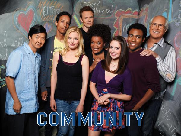 Bild 1 von 12: (3. Staffel) - Community - Eine ganz spezielle Lerngruppe: (v.l.n.r.) Senor Chang (Ken Jeong), Abed Nadir (Danny Pudi), Britta Perry (Gillian Jacobs), Jeff Winger (Joel McHale), Shirley Bennett (Yvette Nicole Brown), Annie Edison (Alison Brie), Troy Barnes (Donald Glover) und Pierce Hawthorne (Chevy Chase) ...