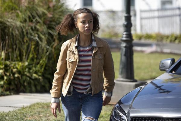 Bild 1 von 4: Mia Evans (Ashley Aufderheide)