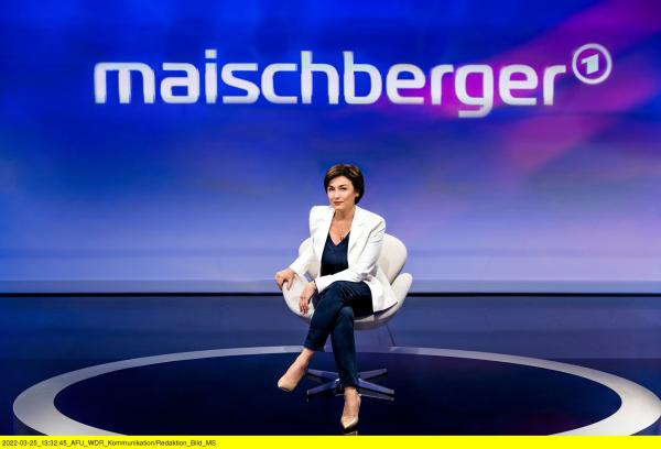 Bild 1 von 2: Moderatorin Sandra Maischberger