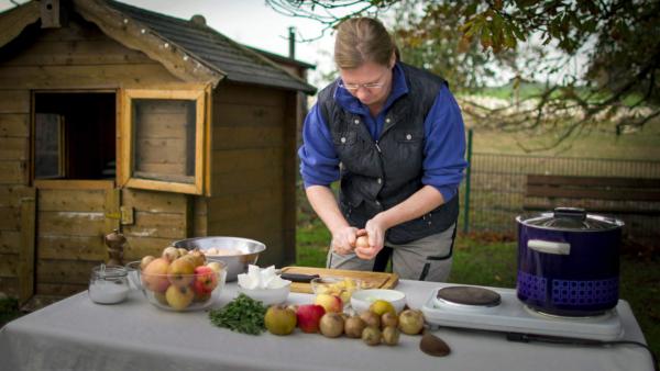 Bild 1 von 14: Heidi Hein-Kircher macht Schmalz.