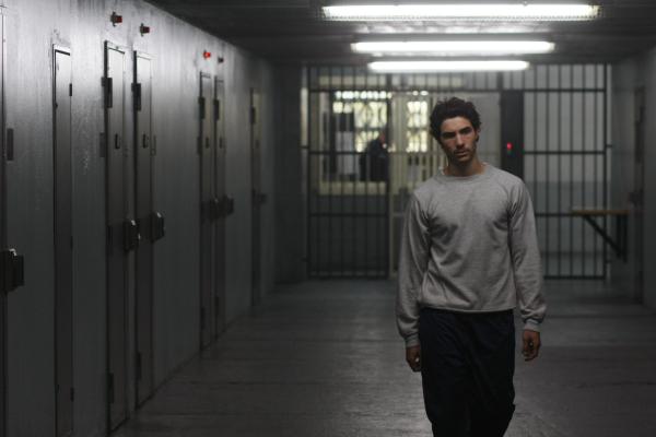 Bild 1 von 3: Malik (Tahar Rahim) riskiert alles, um in der Gefängnishierarchie aufzusteigen.