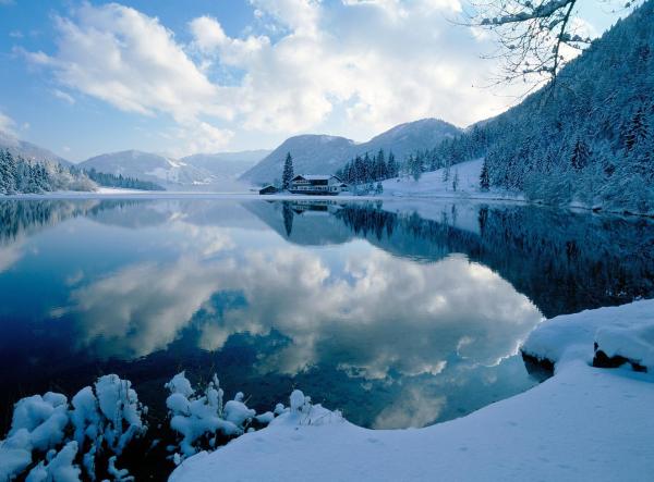 Bild 1 von 3: Im Bild: Der Pillersee im Winter.