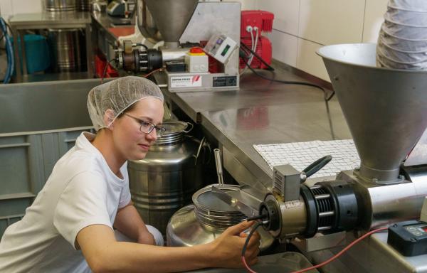 Bild 1 von 4: Zur Person: Ronja Nickeleit (Freundin von Henrik Behn) ist verantwortlich für die Produktion.
