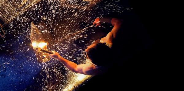 Bild 1 von 2: Wettkampf der Waffenschmiede - Artwork