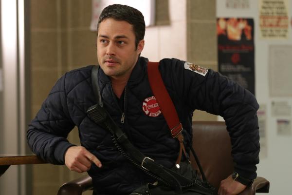 Bild 1 von 5: Taylor Kinney as Kelly Severide -- (Photo by: Elizabeth Morris/NBC)