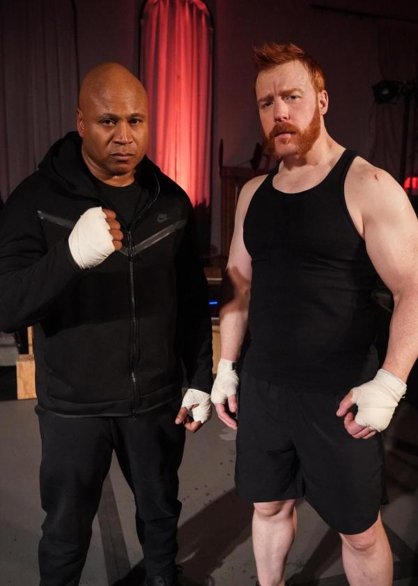 Bild 1 von 1: Im Bild (v.li.): LL Cool J (Special Agent Sam Hanna), Stephen Farrelly (Odin).