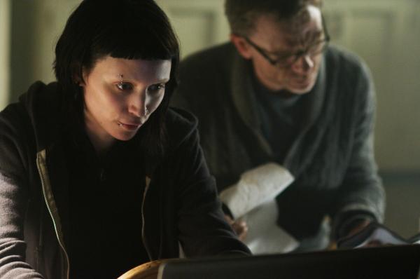 Bild 1 von 12: Im Laufe ihrer gemeinsamen Ermittlung werden Mikael (Daniel Craig) und Lisbeth (Rooney Mara) zu einem eingespielten Team.