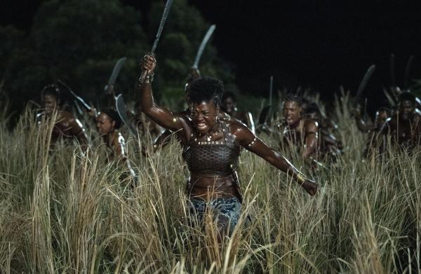 Bild 1 von 10: Nanisca (Viola Davis)