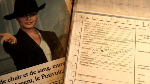 Bild 1 von 11: Im Bild: Stasi-Akte von Romy Schneider.