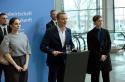 ARD - Das Erste 20:15: Helix