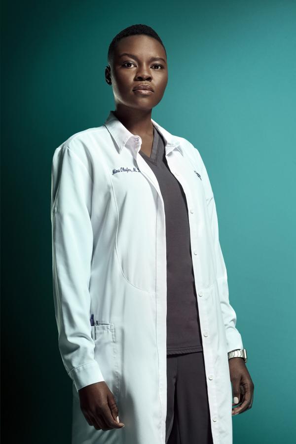 Bild 1 von 22: (3. Staffel) - Dr. Mina Okafor (Shaunette Renée Wilson)