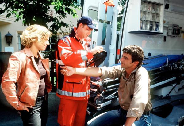 Bild 1 von 28: Im Bild (v.li.): Kristina Sprenger, Oliver Muth, Hans Sigl.