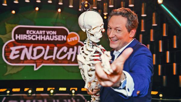 Bild 1 von 3: Dr. Eckart von Hirschhausen ist Deutschlands bekanntester Arzt und ein Allround-Talent. In seinem siebten Solo-Programm \