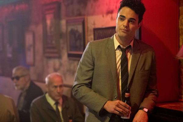 Bild 1 von 5: Louie (Julien Marlon Samani)