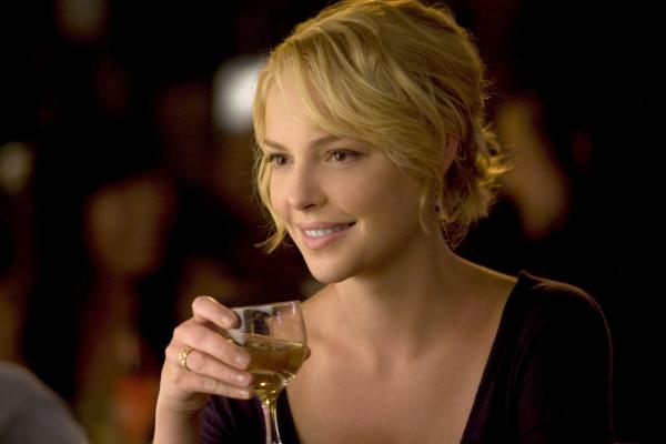 Bild 1 von 3: Die preisgekrönte Erfolgsproduzentin Abby (Katherine Heigl) ist hoffnungslos romantisch und glaubt an die wahre Liebe.