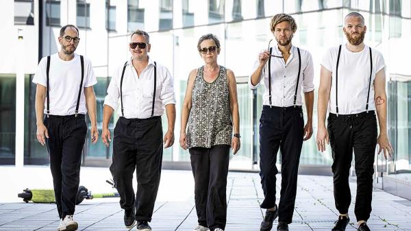 Bild 1 von 1: Im Bild: Quintett 5/8erl in Ehr?n.